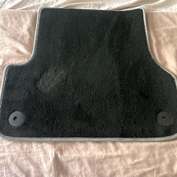 Audi A6 floor mats - Picture 3 of 4